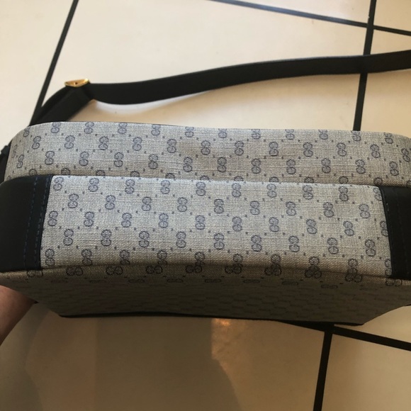 Vintage Gucci Monogram Crossbody Bag Navy - Picture 2 of 8